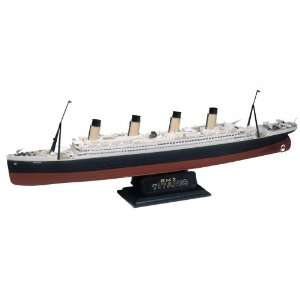 Revell RMS Titanic Toys & Games