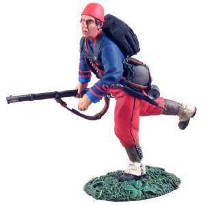  Union Infantry 114th Pennsylvania Zouaves Advancing at 