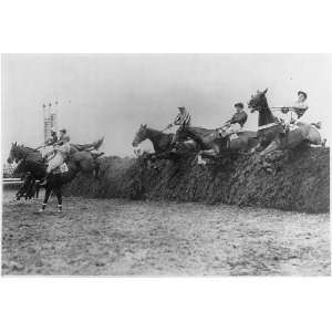  Horse Racing,Clearing Jump,Grand National Steeplechase 