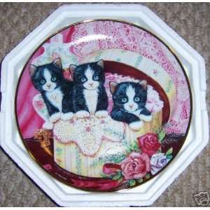  Franklin Mint Hide and Seek Cat plate 