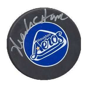   Mark Howe autographed Hockey Puck (Houston Aeros)