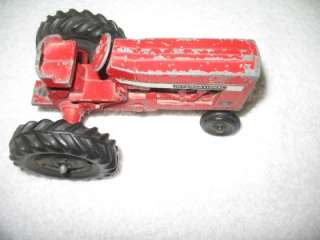 You are viewing a nice Vintage International Farmall 656 tractor. It 