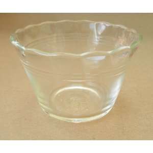  VINTAGE Pyrex Scallop Edge 5oz Custard Cup Bowl   2 1/4 