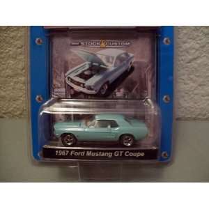   Muscle Car Garage R7 1967 Ford Mustang GT Coupe Toys & Games