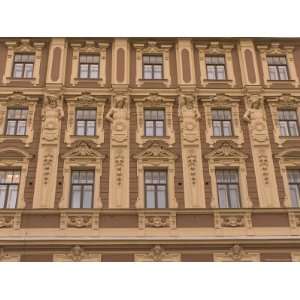  The Baroque Architecture of the Grand Hotel Europa 