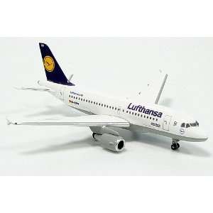  Herpa Wings Lufthansa A319 Model Airplane Toys & Games