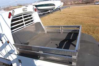 4500 DIESEL TOW HAULER 45000 MILES MINT 2007 CHEV. C 4500 DIESEL TOW 