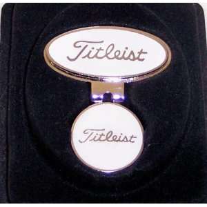 Titleist   Hat Clip and Ball Marker sets Black / White