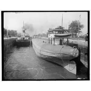  Sault Stephen Marie,Mich.,whaleback steamer in Weitzel Lock 
