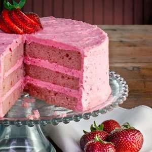 Strawberry Layer Cake  Grocery & Gourmet Food