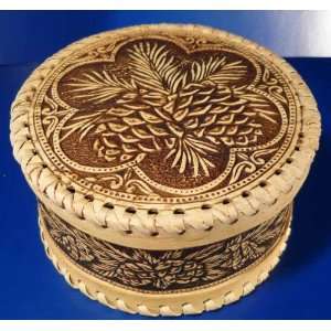 Russian Art Handmade Birch Bark Jewelry Box * 5 in diameter x 2.7 in 