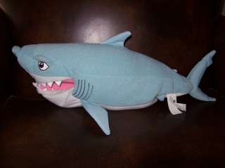   Biting bitin BRUCE talking shark Disney Finding NEMO 2002 plush toy
