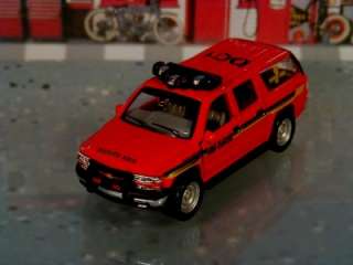 2000 Chevy Suburban 4x4 Fire Chief Rescue Limited Edition 1/64 Scale 