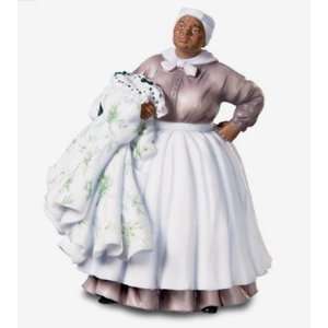  GONE WITH THE WIND~MAMMY Holding Dress~Music Box