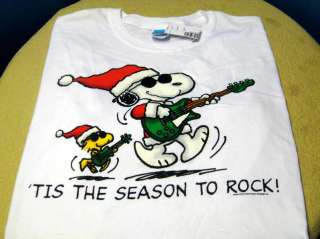 PEANUTS GANG Rock & Roll Season SNOOPY & WOODSTOCK CHRISTMAS T Shirt 