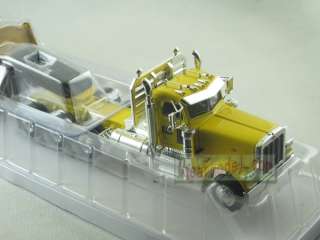 Norscot Peterbilt 389 and D8R 1/50 NEW 55207 Track Type  