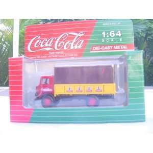 Hartoy C02041 Coca Cola Box Van 1/64 Toys & Games