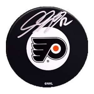 Simon Gagne Autographed/Hand Signed Hockey Puck (Philadelphia Flyers)