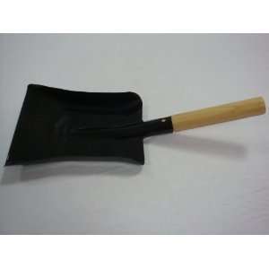  SHOVEL BLACK 7 WITH WOODEN HANDLE (Fire108) [Kitchen 