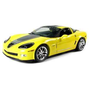   24 GreenLight SE   2009 Corvette GT1 Edition   Yellow Toys & Games