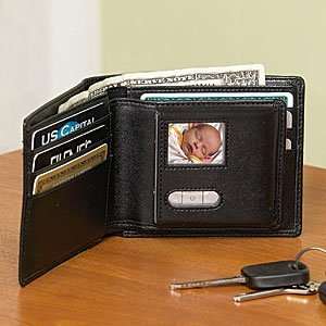  Brookstone My Life Digital Photo Wallet