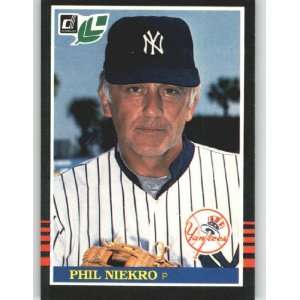  1985 Leaf / Donruss #138 Phil Niekro   New York Yankees 