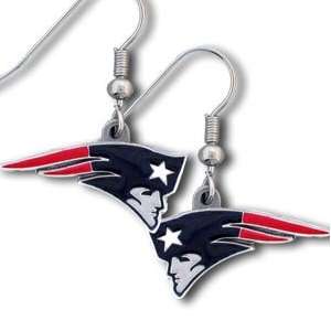 NFL Dangling Earrings   New England Patriots Logo  Sports 