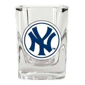  New York Yankees Square Shot Glass   2 oz. Sports 