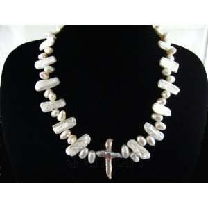   18 10mm White Freshwater Pearl Necklace J009 Arts, Crafts & Sewing
