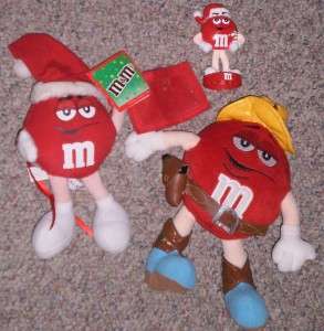 RED ITEMS / 2 PLUSH DOLLS COWBOY & 3.5 HOLIDAY BOBBLE HEAD RED M 