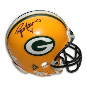   Favre Green Bay Packers Autographed Mini Helmet