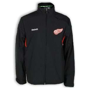  Detroit Red Wings 2011 12 Center Ice Softshell Jacket 
