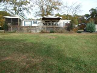   FRONT HOME LAKE GREENWOOD S.C. BOAT RAMP, PIER, POOL, MUST SEE  