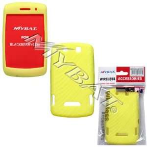 Blackberry 9500, 9530 (Storm) Wave Skin Case (Yellow)