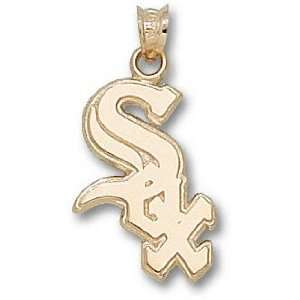  Chicago White Sox 10K Gold SOX 3/4 Polished Pendant 