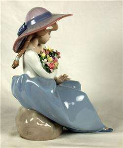 NEW Lladro Fragrant Bouquet #5862 NIB Porcelain Retired  