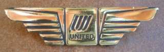 New United Airlines 1980s UAL Pilot Or Flight Attendant Wing Pinback 
