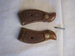 Smith and Wesson Diamond Pattern Pistol Grips  