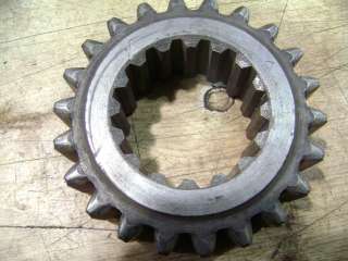 John Deere 720 730 4th and 6th transmission gear  
