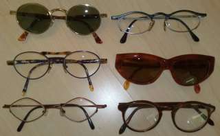 Brillen (Rahmen mit optischen Gläsern und Schutzhülle o.ä.) in 
