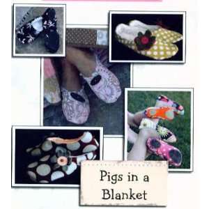  12645 PT Pigs in a Blanket Slipper Pattern by The Quilted 