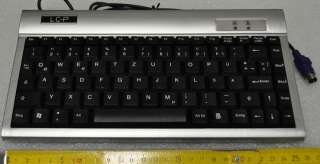 Mini Tastatur PC Notebook PS 2 Anschluss Deutsch  