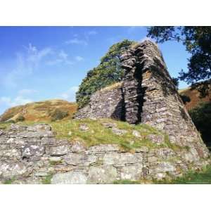  Dun Troddan Broch, Remains of the Iron Age Fort in Gleann 