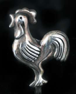 Vintage 1940s Sterling SILVER EARRINGS Crowing Rooster Figural Sweet 