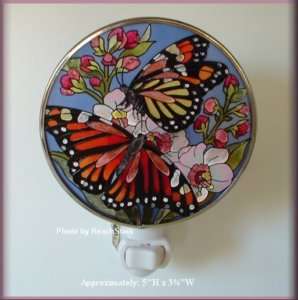 AMIA HAND PAINTED GLASS BUTTERFLY KISSES NIGHT LIGHT  