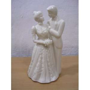   Wedding Promises Ivory Bride Groom & Cake Topper 