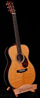 Martin Vintage Series Guitar OM28V  