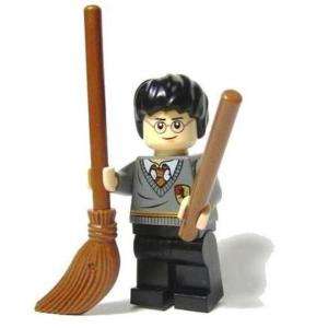 NEW ☆ LEGO Harry Potter Minifig W/ Broom & Wand MINT  