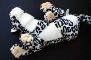   Snow Leopard Wildlife Artists 2001 Plush Stuffed Cat preowned  