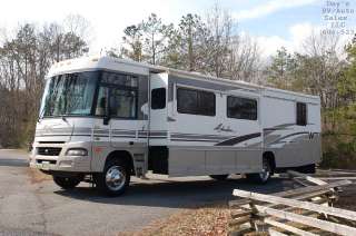 03 WINNEBAGO ADVENTURE GAS RV 2SL 38 45K MILES~SPACIOUS LAYOUT 